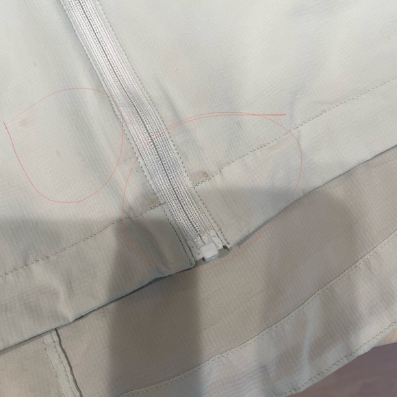 Arc'teryx Women's Light Blue Jacket - Picture 4 of 8